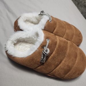 Juicy Couture Brown Womens Slippers with White Faux Fur